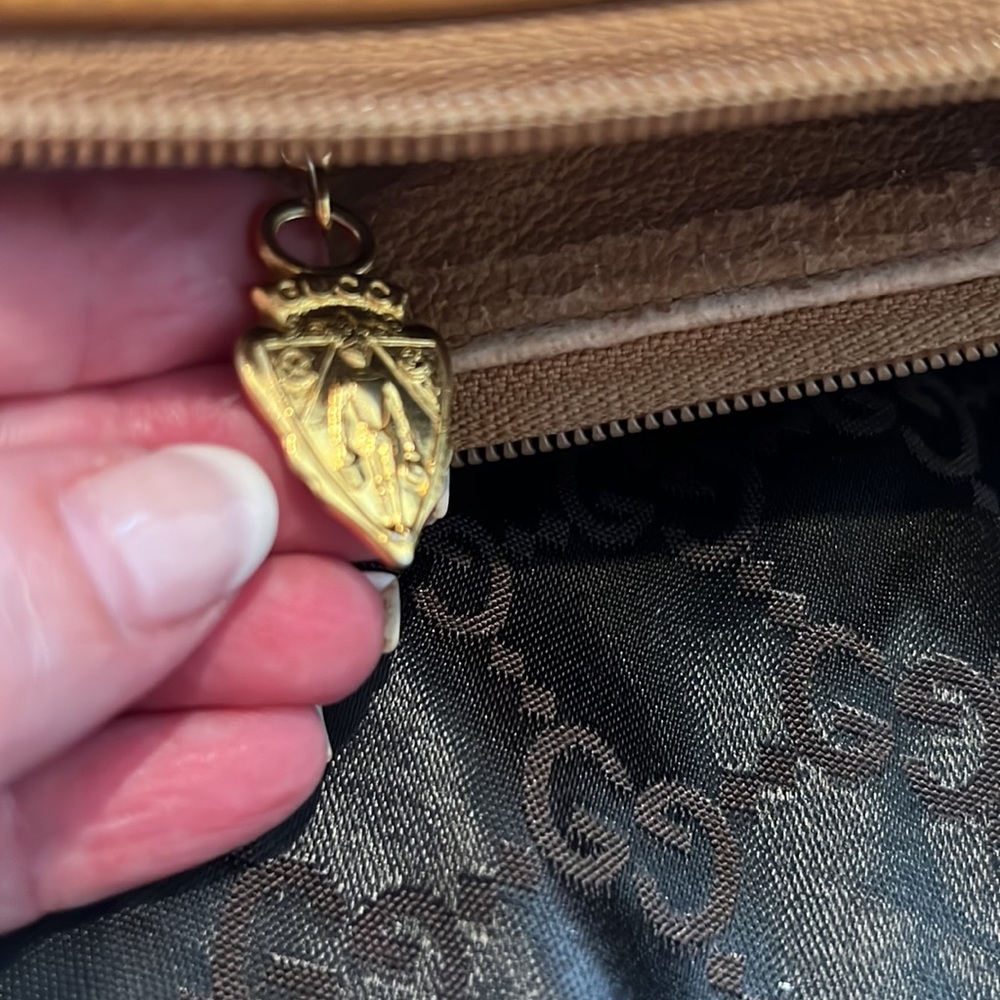 Authentic Gucci Handbag and Makeup Bag - Picture 4 of 12